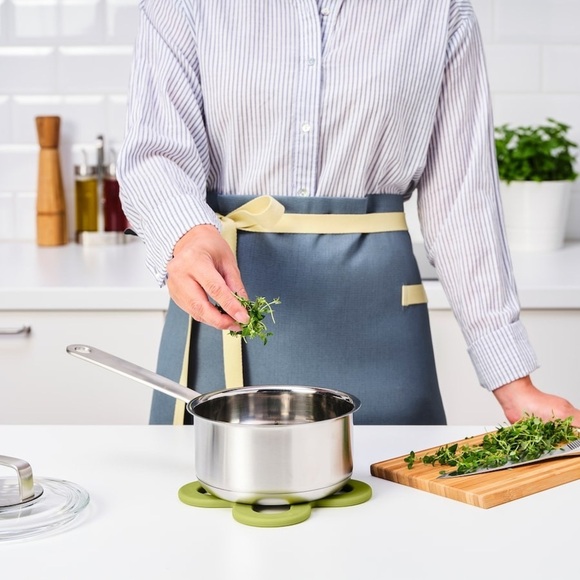 Set of 2, Ikea Green Silicone Heat Trivets - Picture 6 of 8